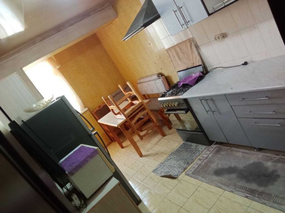 sagdiana 4raddom oldida 2 xona uy ijaraga beriladi
