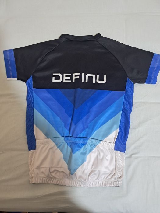 Продам б/у вело футболку