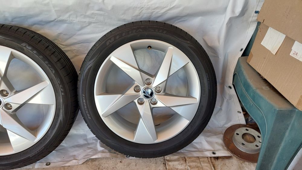 Лети джанти с гуми Skoda Skala 205/50/17""