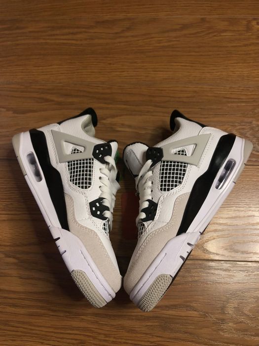 Jordan 4 Military Black