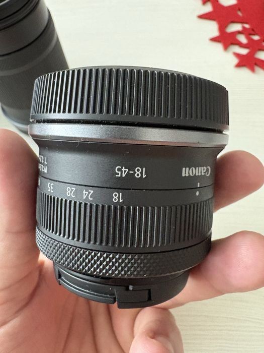 Canon eos r50 2 obiective