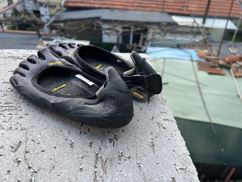Vibram Five Finger 42