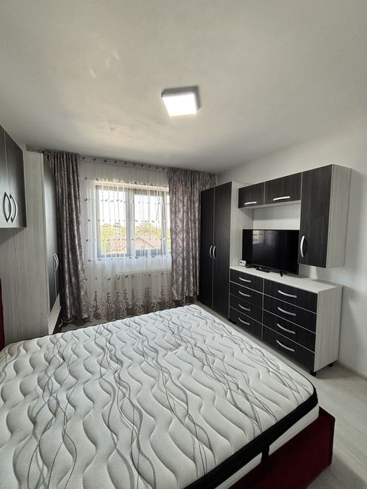 Apartament 2 camere Lețcani- de închiriat