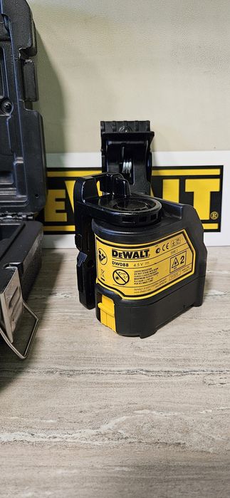 Dewalt Линеен Лазерен Нивелир DW088