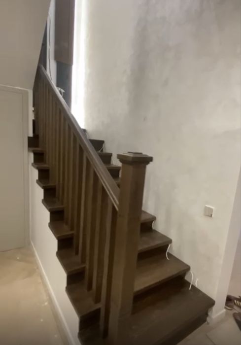 Дереаянные лестницы Дуб,Бук,Шпон