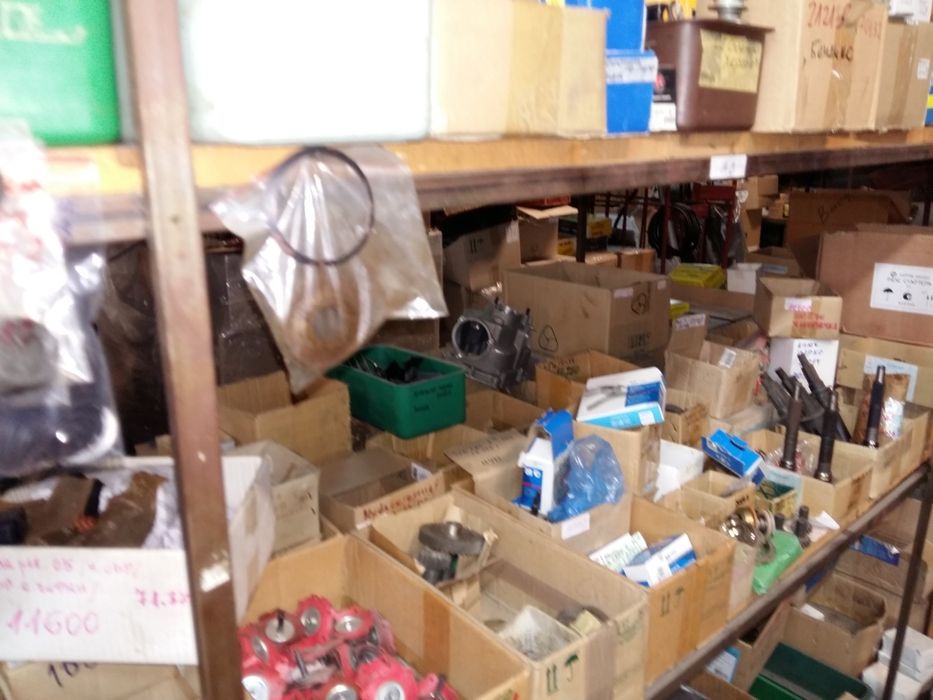 Авточасти за руски коли ВАЗ.ЛАДА.НИВА .МОСКВИЧ.и други