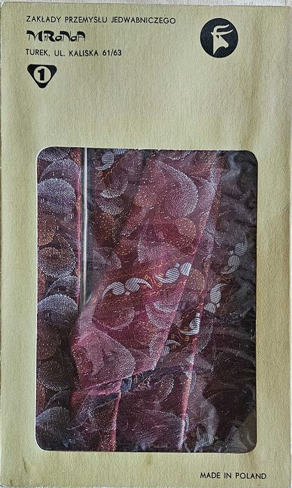 Комплект вратовръзка и кърпички за джоб