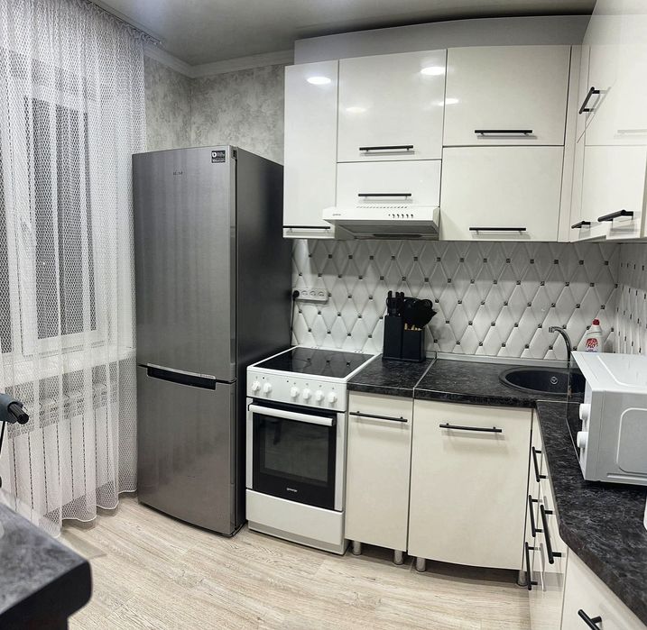 Часы. Район ПГПИ, Вокзал.