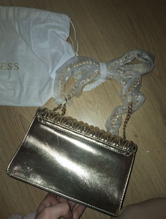 GUESS Оригинала Дамска Чанта