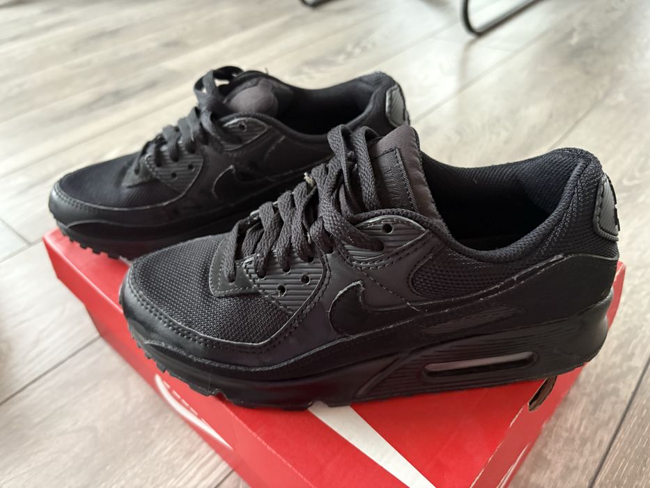 Nike - маратонки