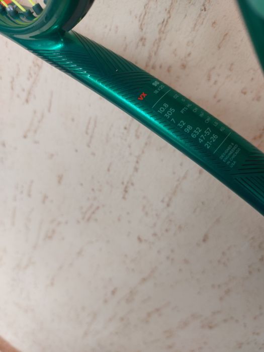 Wilson blade v10 18x20