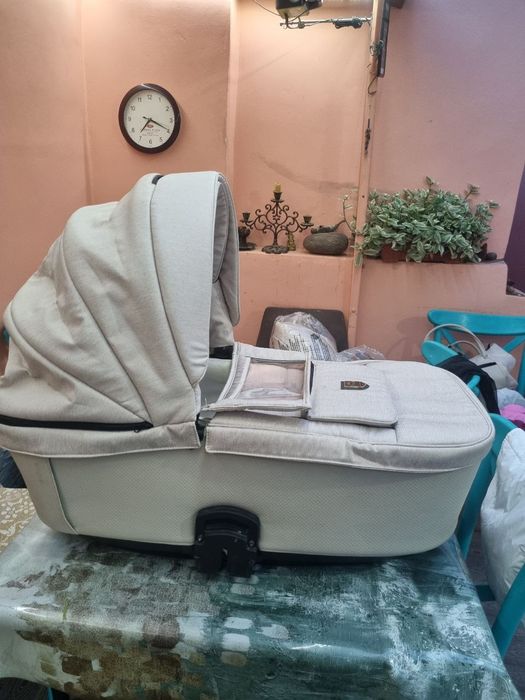 Коляска детская производство Чехия