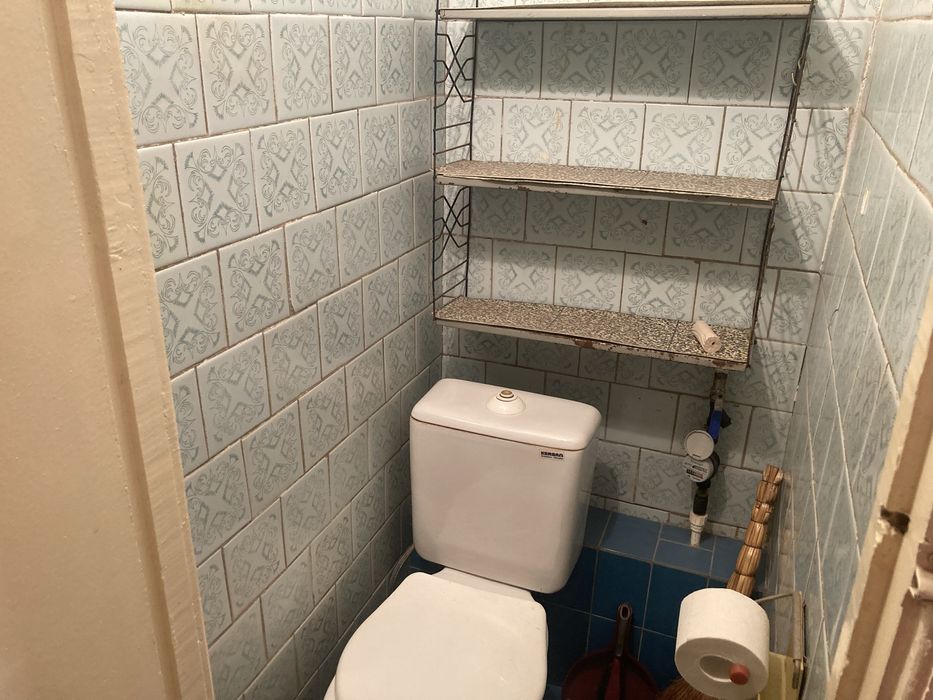 Продам двух комнатную квартиру