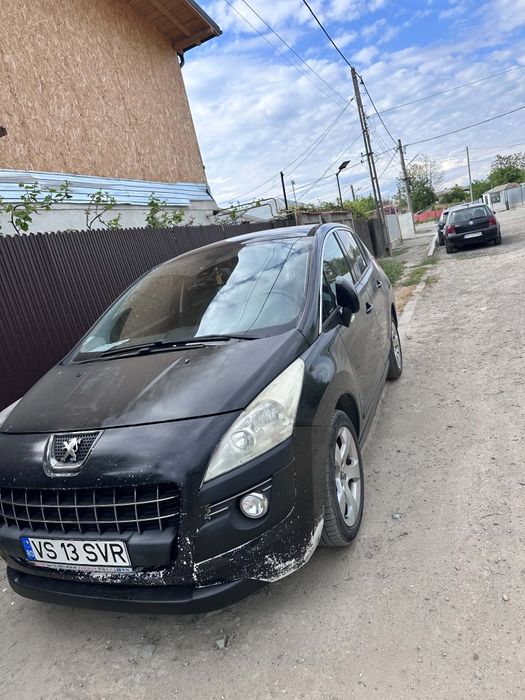 Vând  peugeot 3008