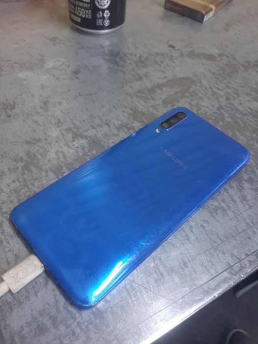 Самсунг А50 64гб обмен продажа