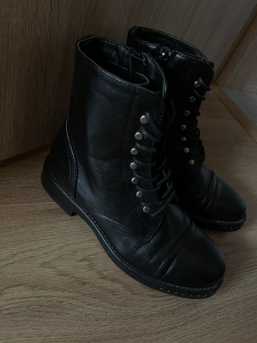 Дамски кожени кубинки