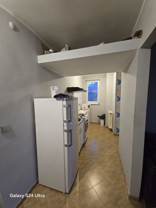 Vand apartament cu 3 camere