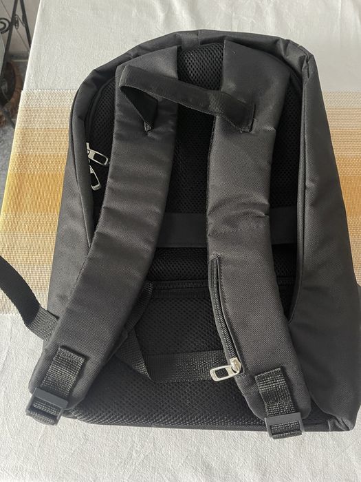 Ghiozdan nou, cu pregatire USB