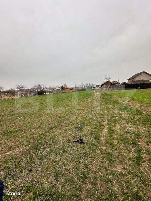 Teren intravilan, 1800 mp, zona Comuna Leu
