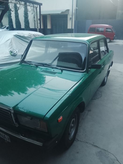 Vaz 2107 sitiladi xolati zor