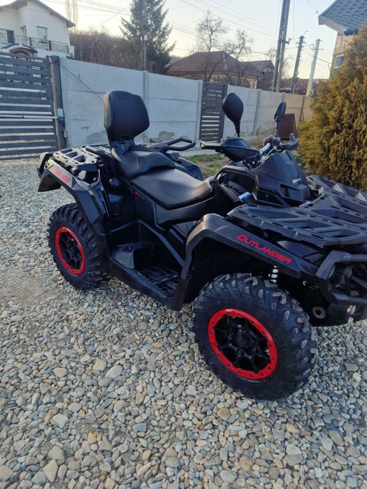 Can Am Outlander Max 1000R