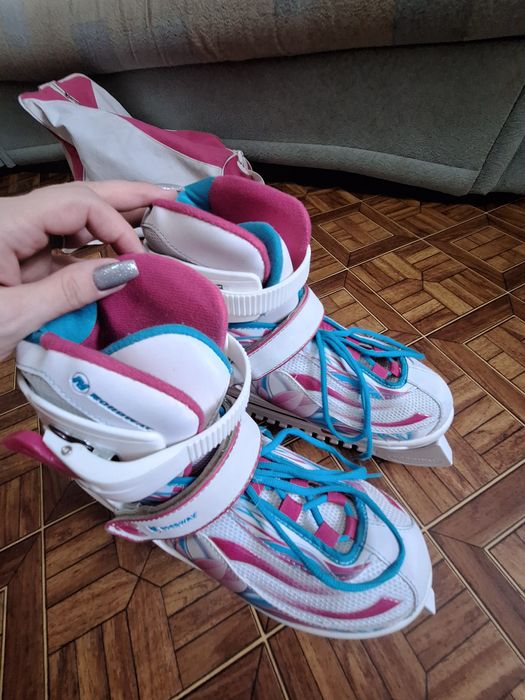 Продам коньки размер 36-40