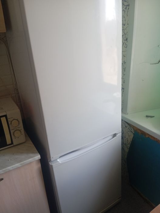 Продам холодильник не раб сос