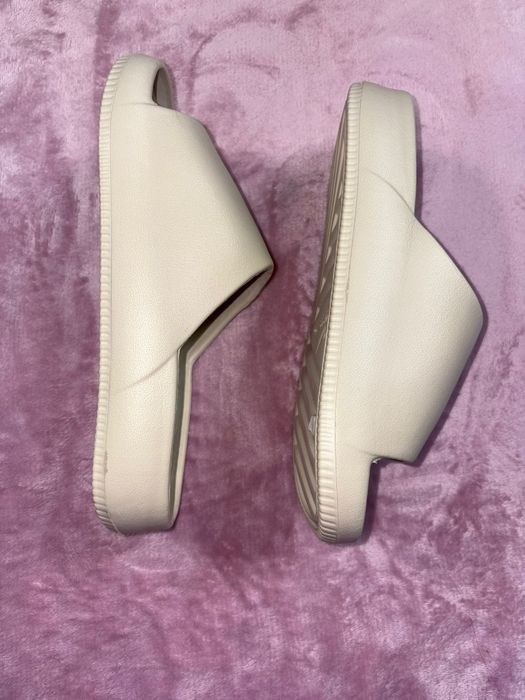 Papuci 42-43 Nike noi