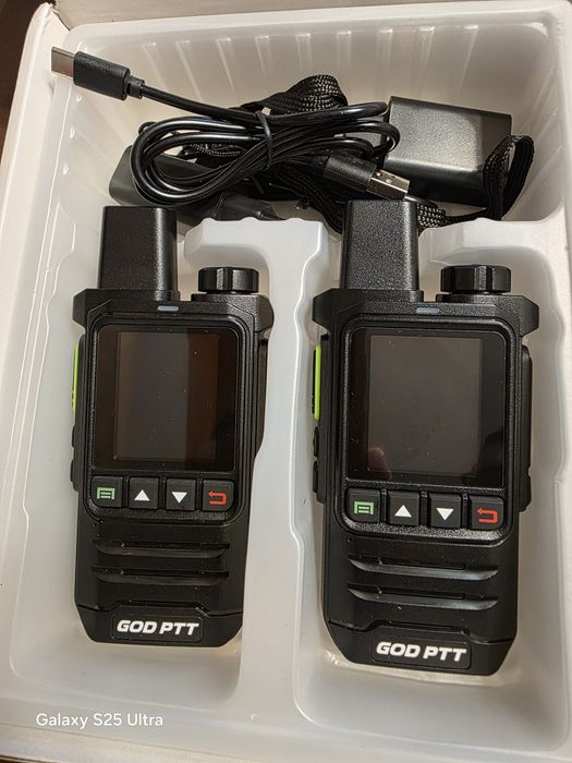 Set 2 statii Walkie-Talkie , distanta emitere 5000 km , acoperire glob