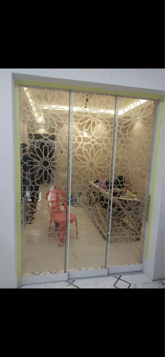 Oynali kalyonni eshiklar.