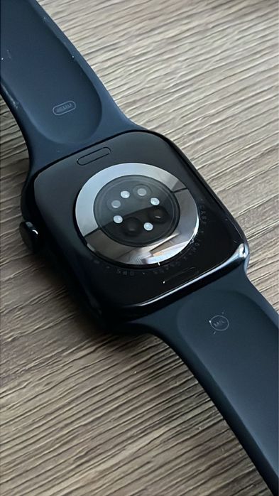 Apple Watch 10 продаю
