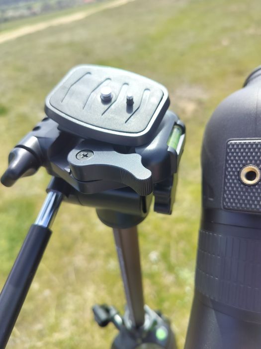 Далекоглед  и  Статив