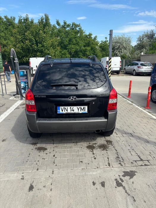 Vând hyundai tucson