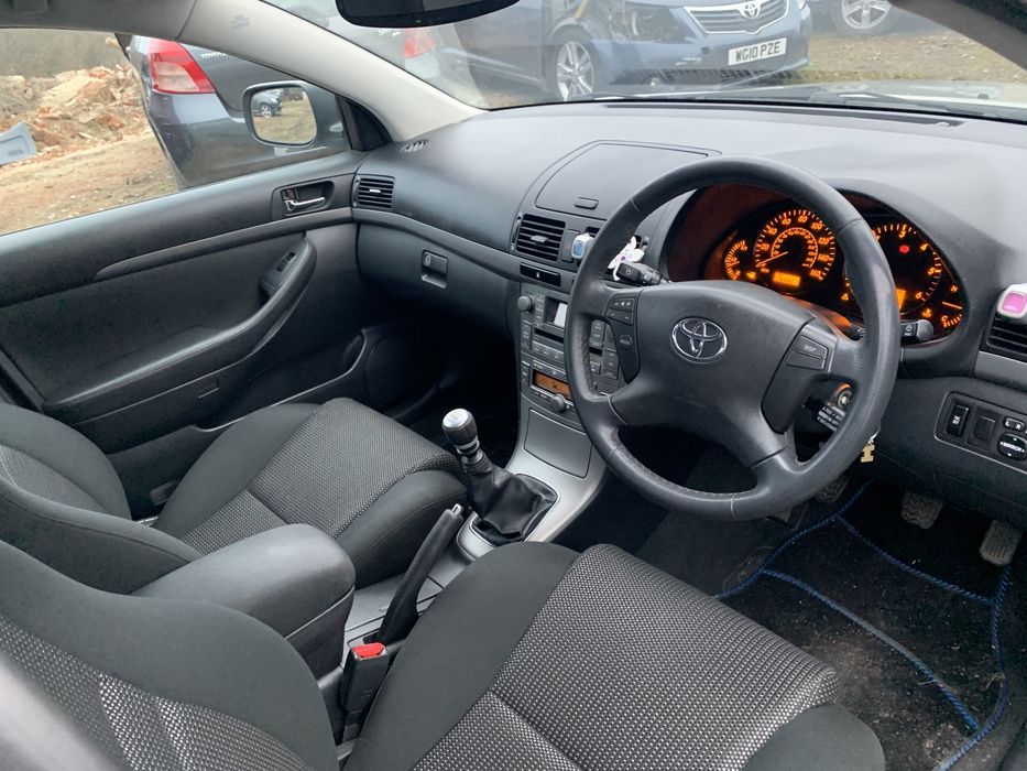 180броя На Части Toyota Avensis Тойота Авенсис 2.2 150 D-4d Д-4д 2005г