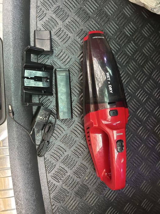 Vind aspirator auto SilerCrest cu acumulator!