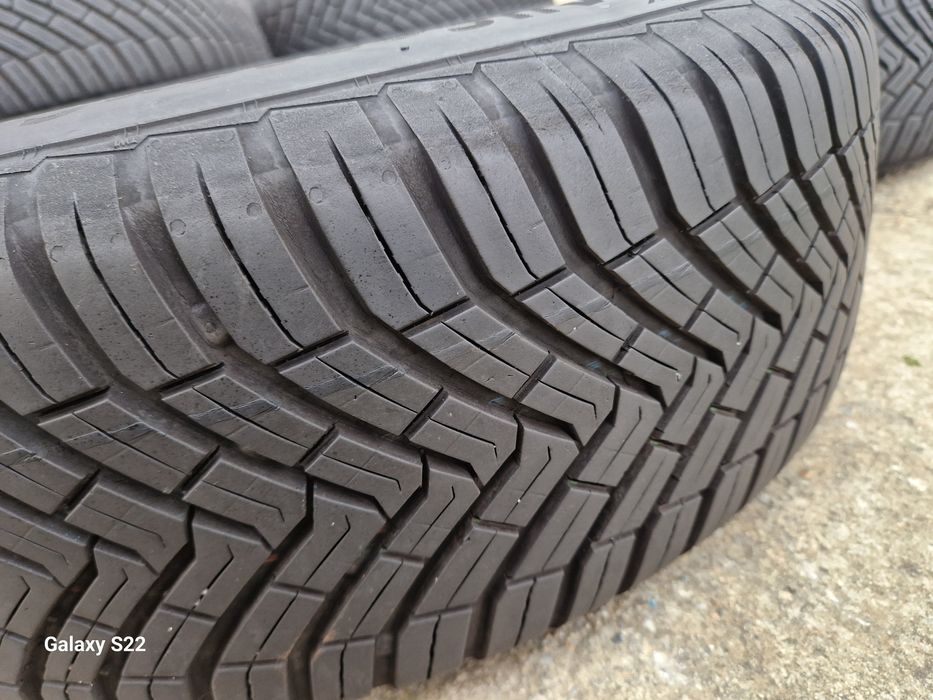 Roti/Jante Seat Arona anvelope All-season 205 60 16 Continetal