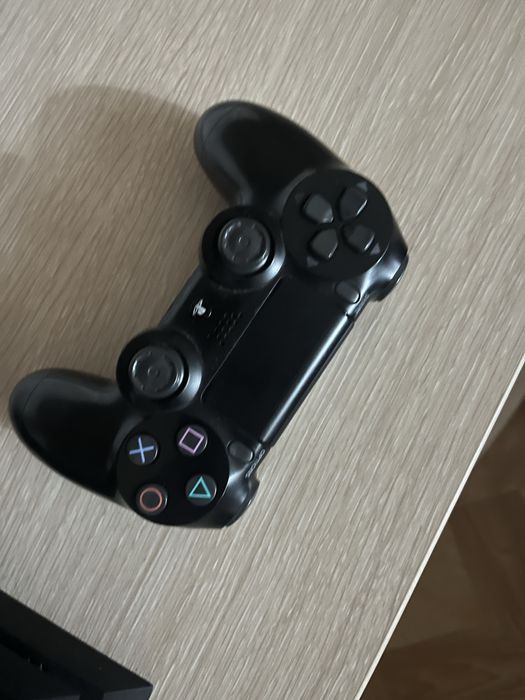 Playstation 4 продается