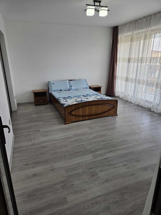 Inchiriez apartament de lux, merita vazut