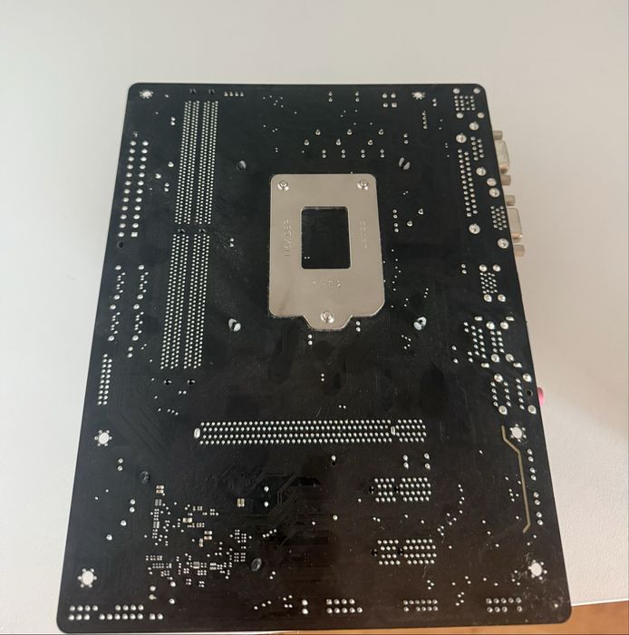 Placă de bază Gigabyte H310M DS2 + Intel Core i5-8600 + Cooler Stock