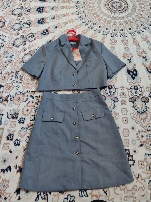 Әйелдерге арналған көйлек пен сарафан сатылады