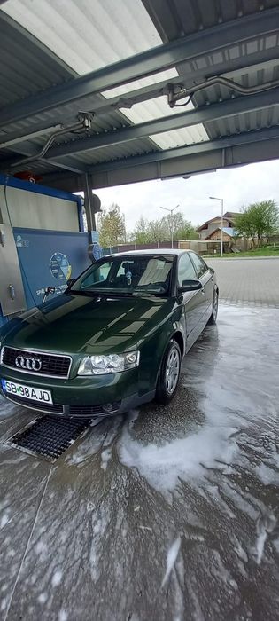 Vand Audi A4 2.0 Benzina