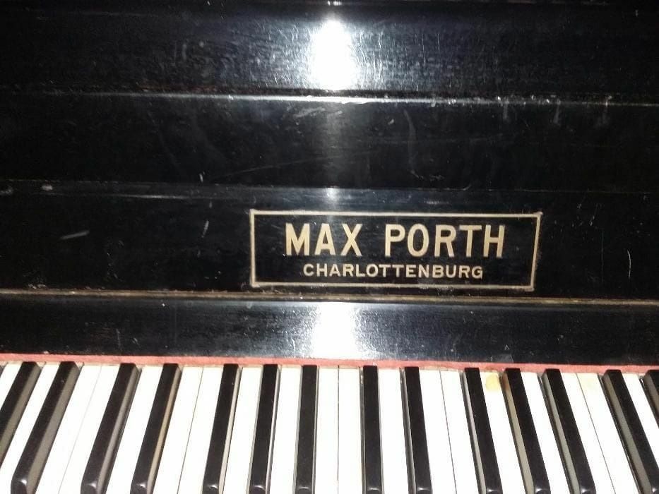 Продам реритетное пианино