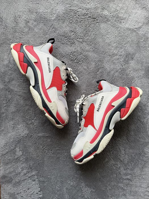 Balenciaga triple s