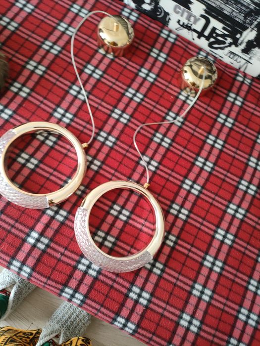 Продам светильник потолочный