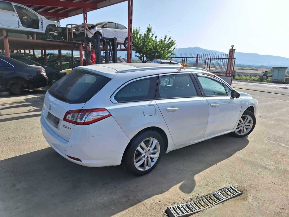 Пежо 508 комби..