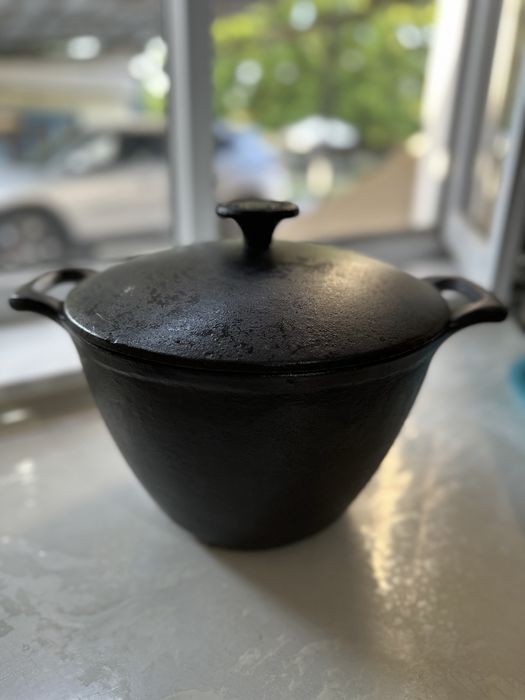 Казан чугунный на литров