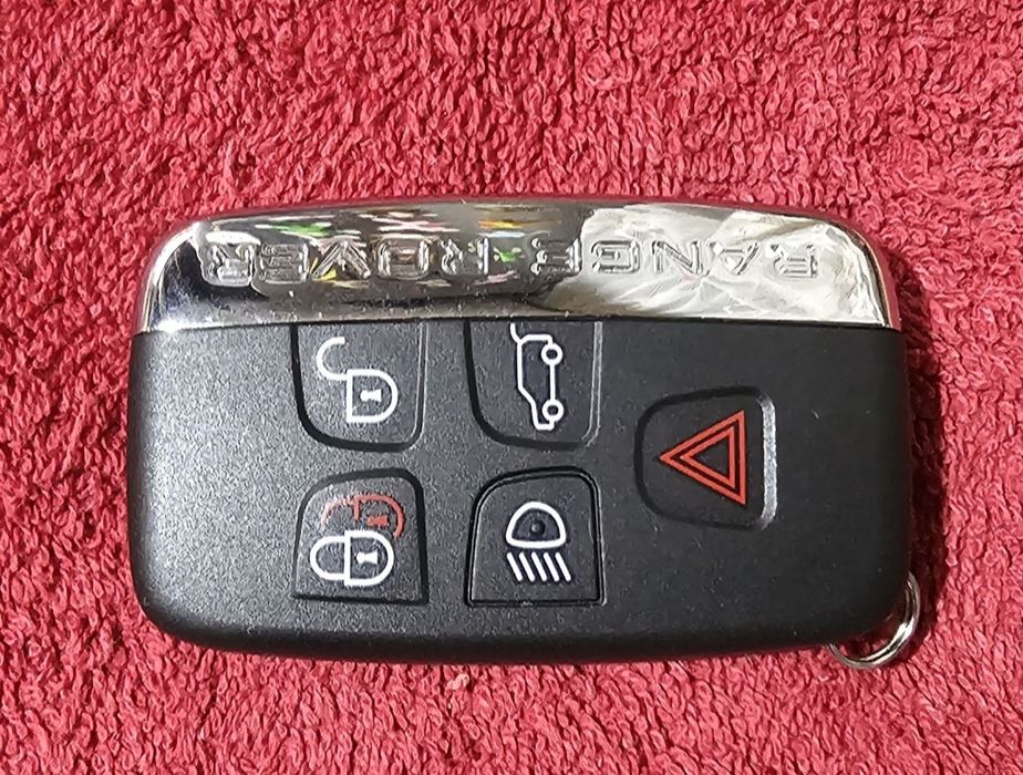 Ключ-брелок на Range Rover