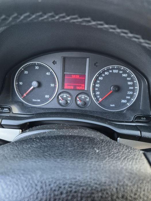 Volkswagen golf 5