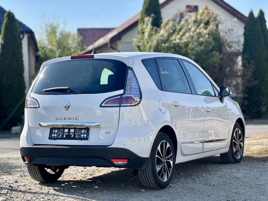 Renault Scenic Bose Facelift 1.5dci 110cp Manual - Full Option - Impecabil