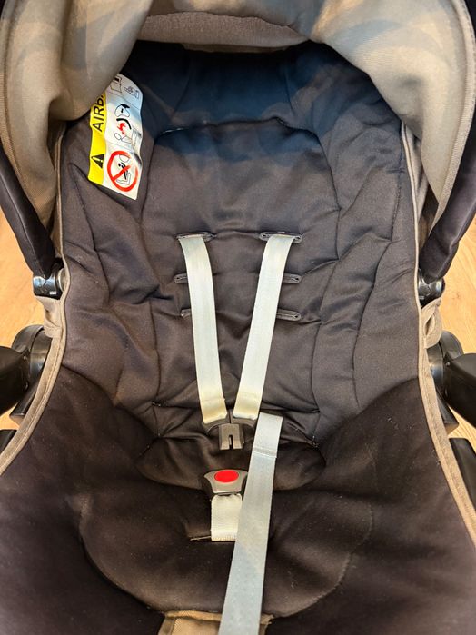 Chicco бебешко столче за кола